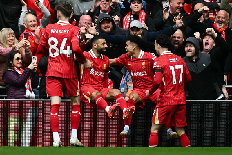 Từ phong độ ghi bàn ấn tượng cho đến khả năng tạo cơ hội, Mohamed Salah đã liên tục nối dài những kỷ lục cá nhân trong mùa giải “đặc biệt”