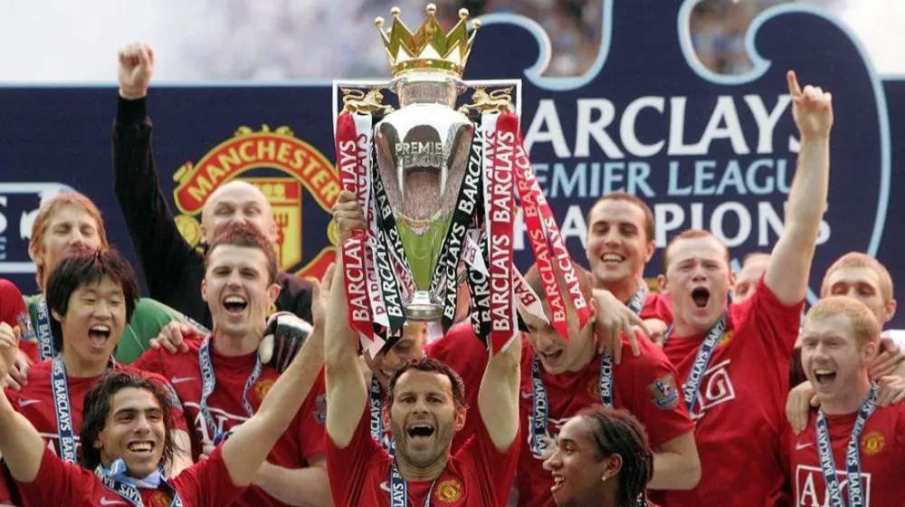 Hành trình của Sir Alex Ferguson trong việc xây dựng một đội bóng vĩ đại là câu chuyện đầy cảm hứng và bài học đáng giá trong lịch sử bóng đá